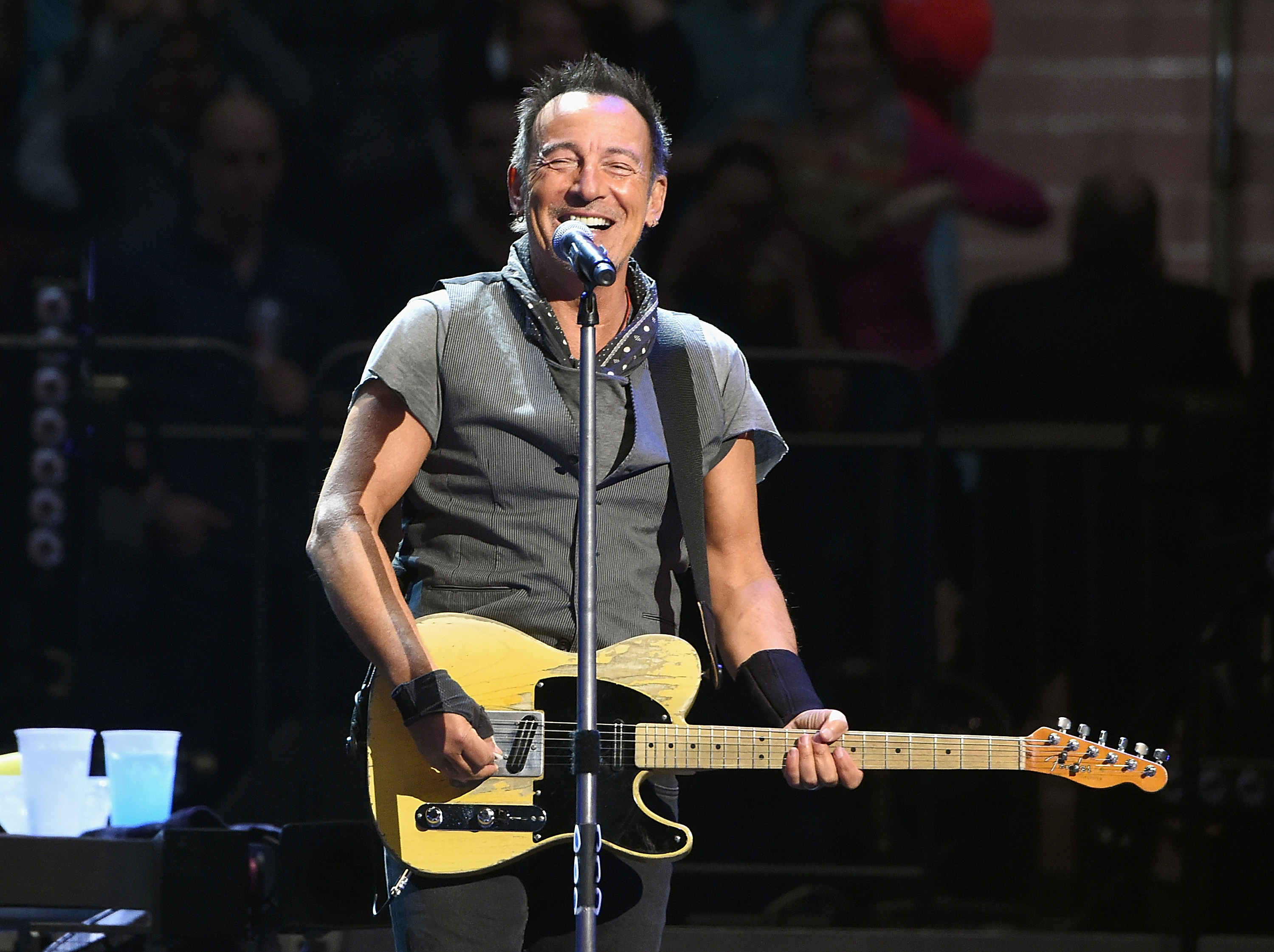 Bruce Springsteen Says Donald Trump Is An Embarrassment ... Bruce Springsteen