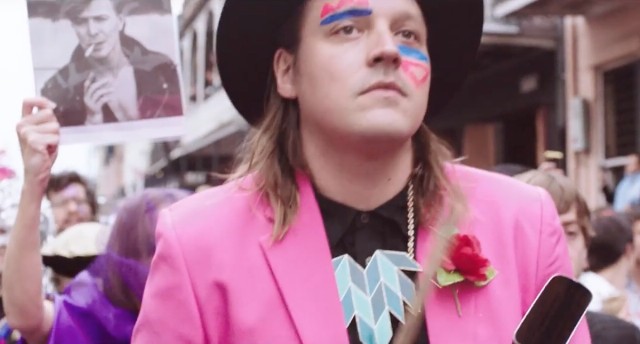 Arcade Fire Share David Bowie Tribute Parade Video Stereogum