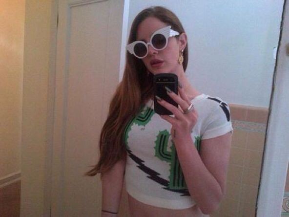 Lana Del Reys Leaked Cell Phone Pictures Lana Del Reys Leaked Cell Phone Pictures