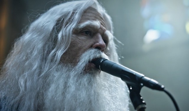 Foo Fighters “Run” Video Stereogum