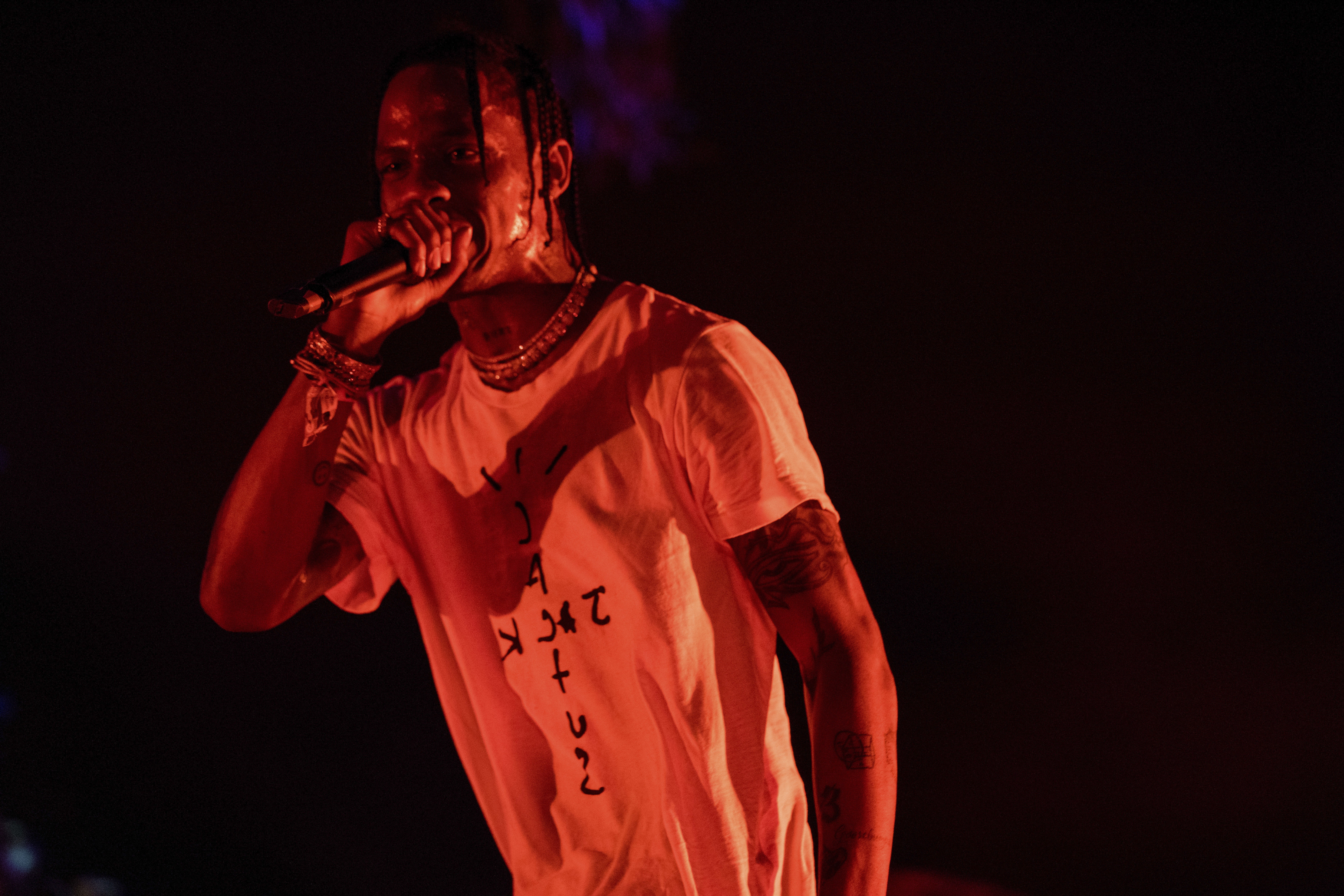Watch Travis Scott Do “Goosebumps” Live 15 Times In A Row, Like A Psycho