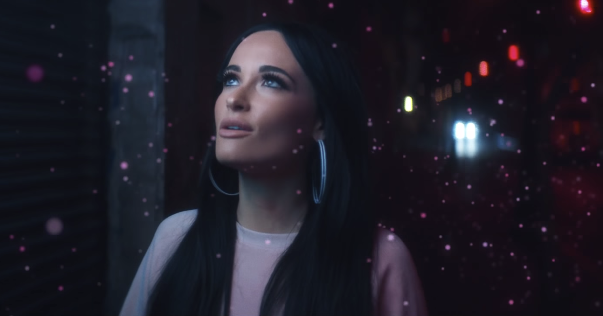 Kacey Musgraves Shares "Butterflies" video Watch