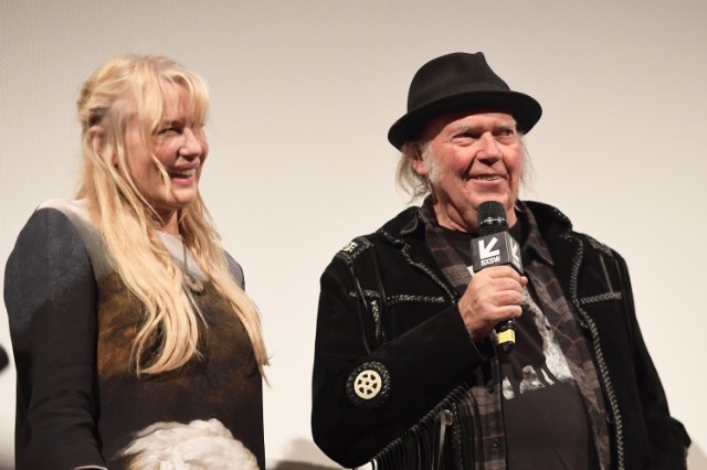 Looks like Neil Young and Daryl Hannah got married over the weekend Looks like Neil Young and Daryl Hannah got married over the weekend