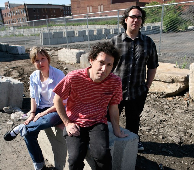 Yo La Tengo 8 Of Their Best Covers Stereogum
