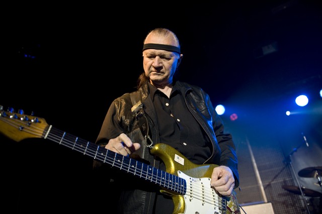 'Surf Guitar' legend Dick Dale dead at 81