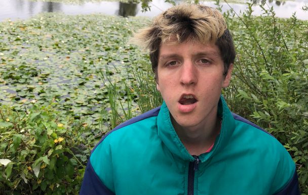 powfu beabadoobee viral hit death bed is gen z pop s powfu beabadoobee viral hit death bed is gen z pop s
