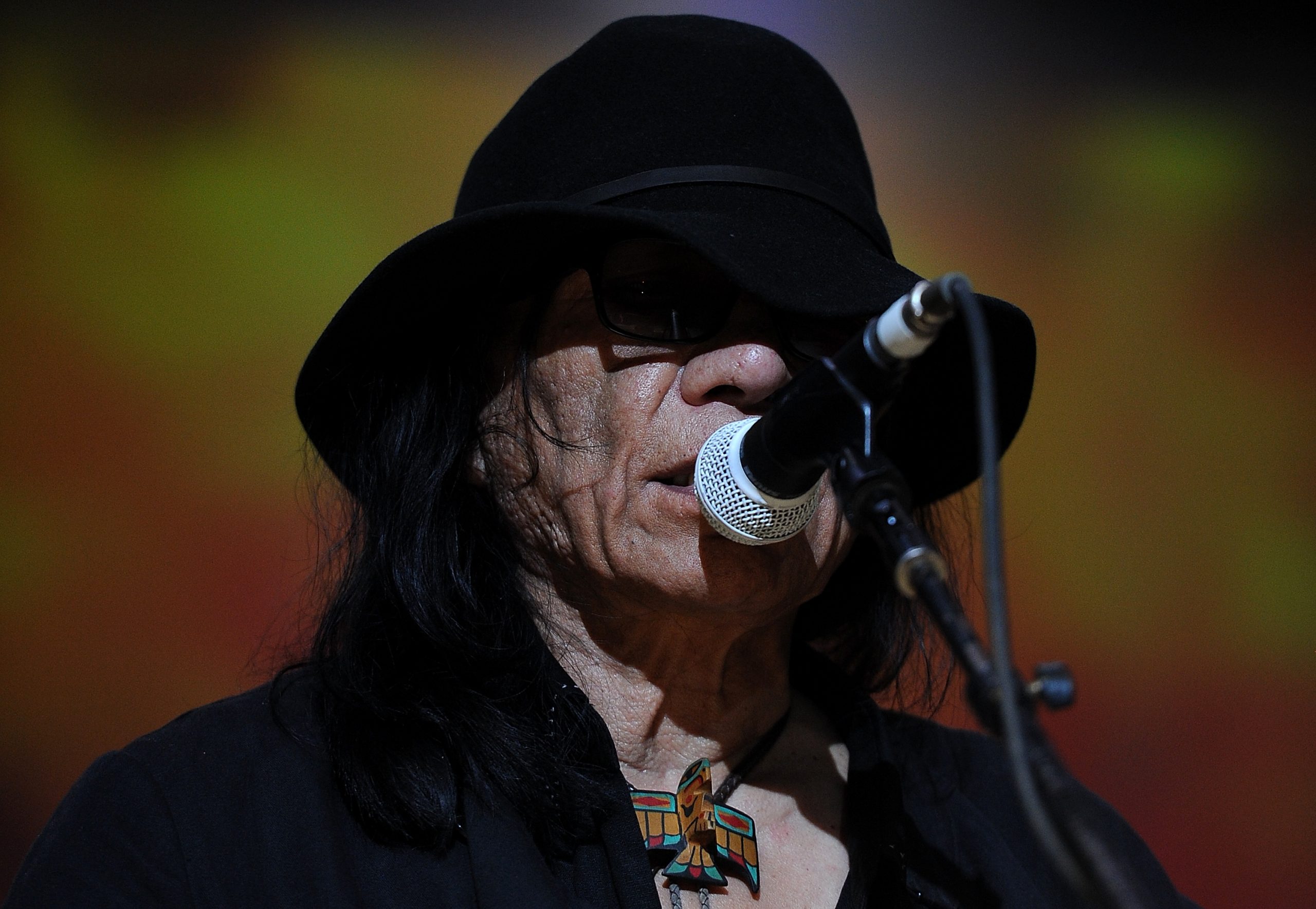 Sixto Rodriguez, Subject Of ‘Searching For Sugar Man’ Documentary, Dead