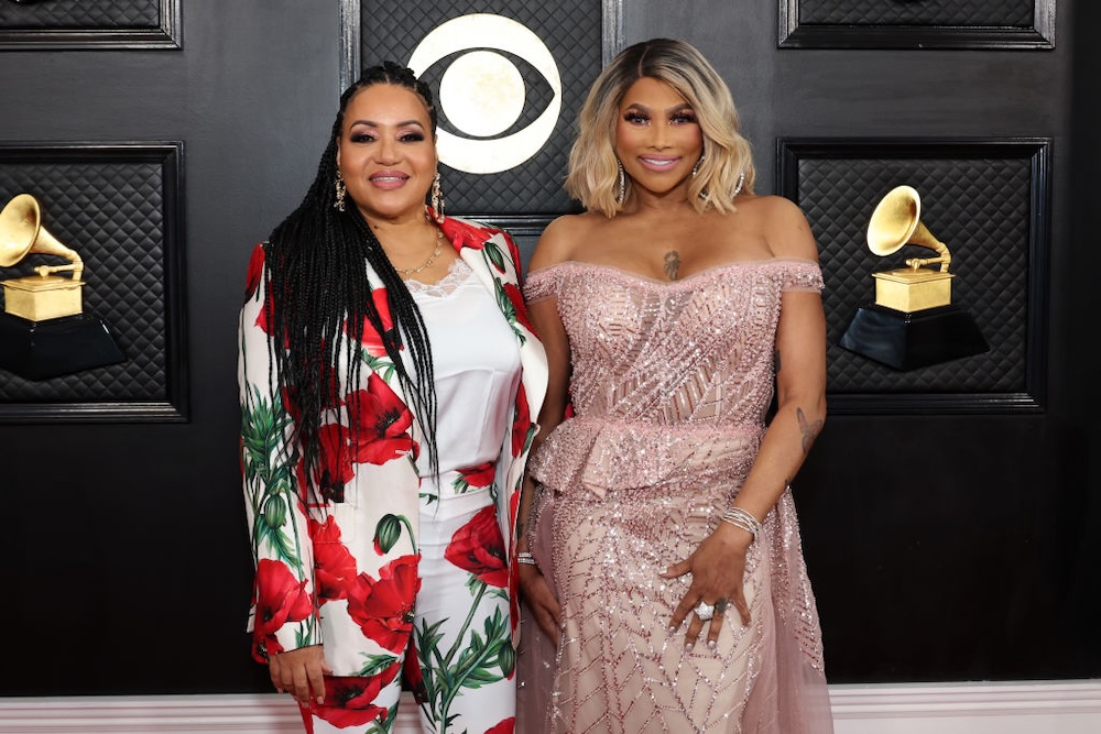 Salt-N-Pepa on stage