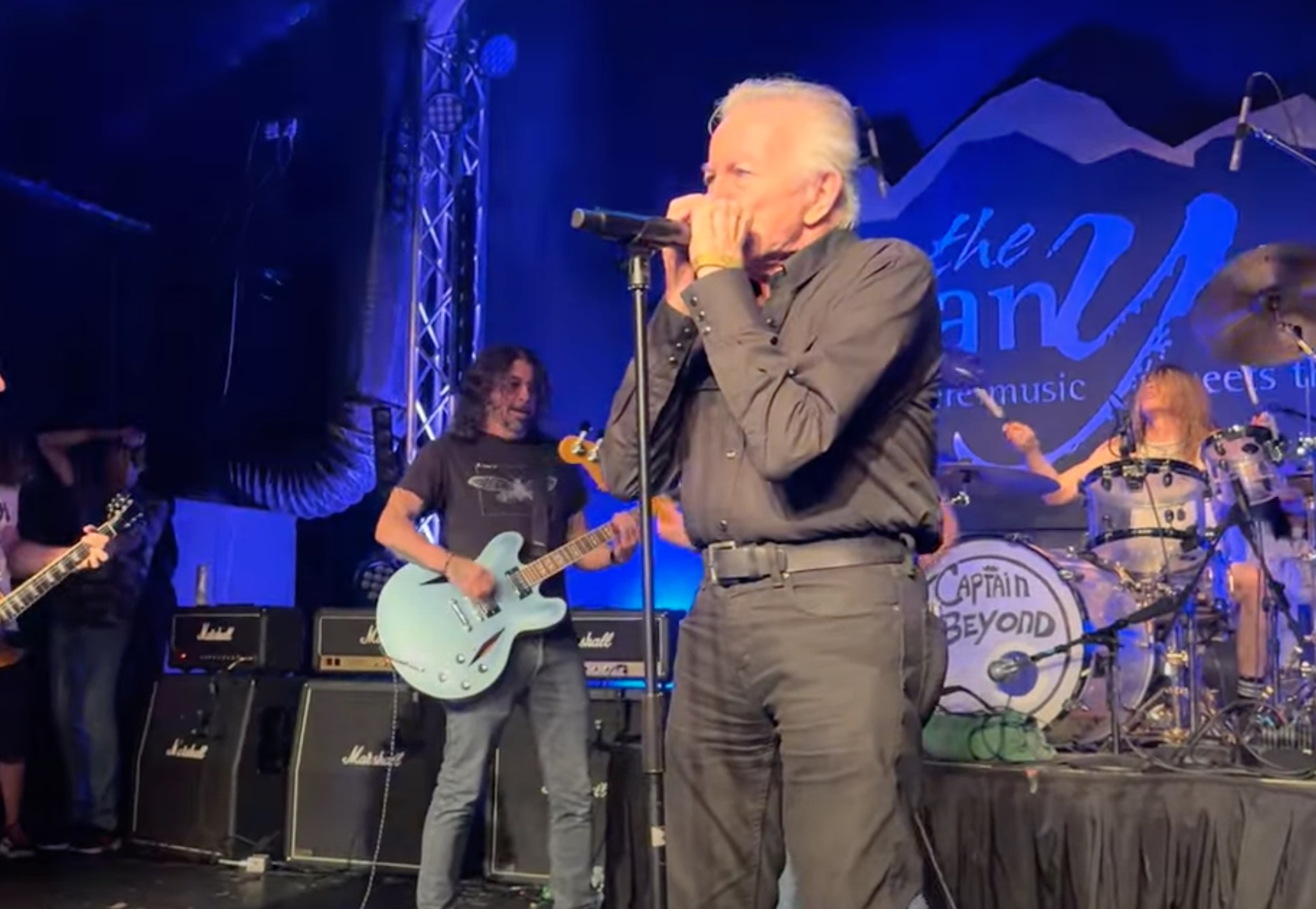 Watch Dave Grohl Join Chevy Metal & Lee Ving For A Fear Song In LA