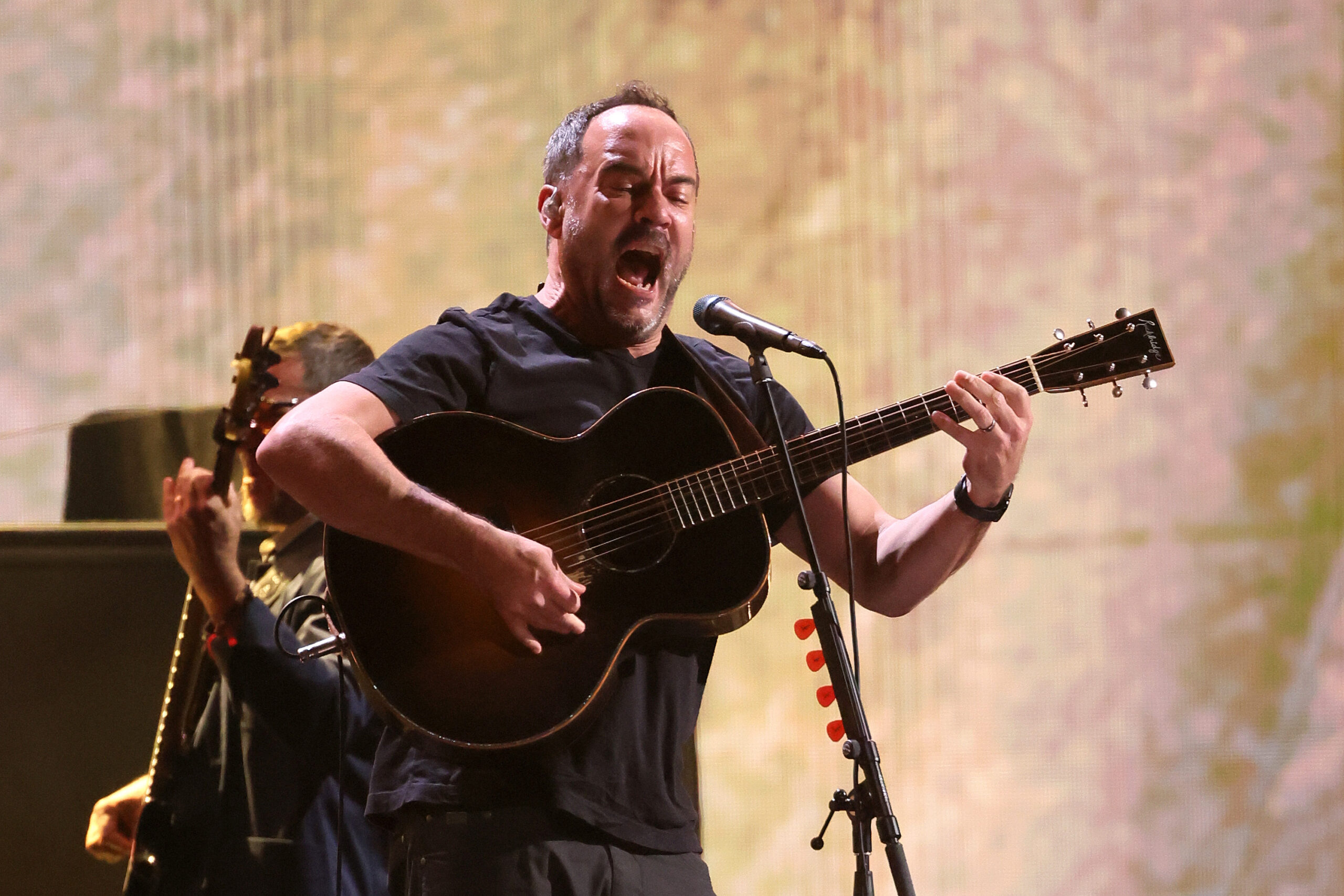 On A Whim, Dave Matthews Band Performed One Of Their Albums In Order For The First Time