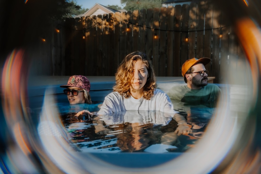 Weakened Friends – “Nosebleed”