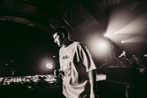 Fred again.. – “OGdub” (Feat. Danny Brown, Beam, & PARISI)
